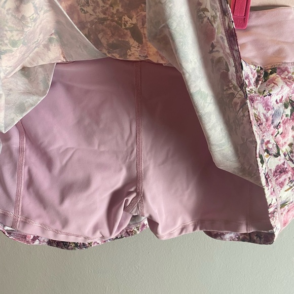 Lululemon Play off the Pleats Skirt Blossom Spritz Multi 6 - Picture 6 of 7